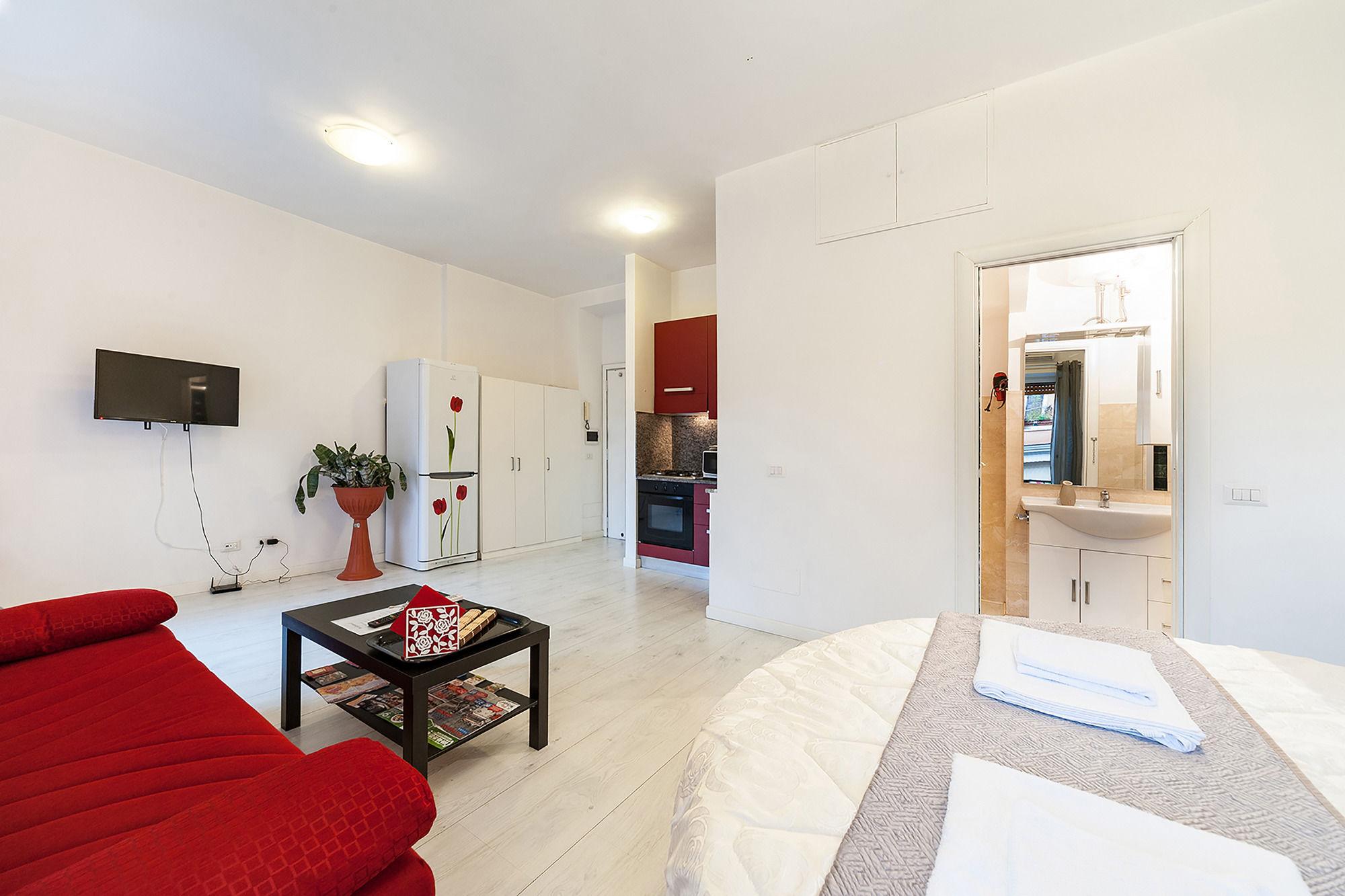 Hosting Flats Guesthouse Rom Exterior foto