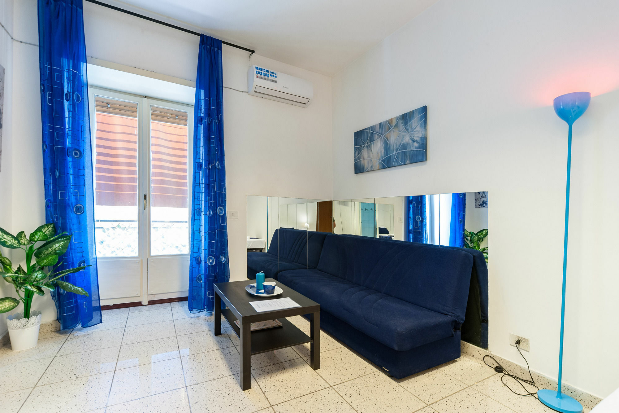 Hosting Flats Guesthouse Rom Exterior foto