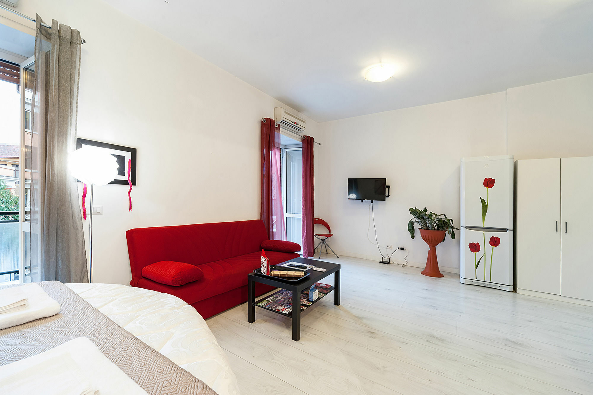 Hosting Flats Guesthouse Rom Exterior foto